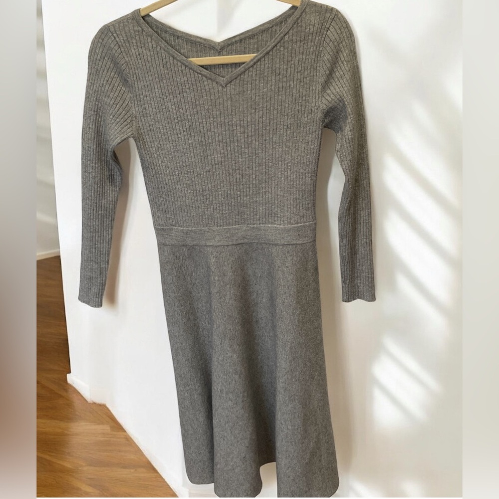 Laisse Passe Gray Ribbed Knit Dress size S